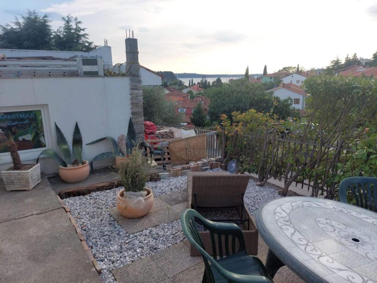 Apartment Rafaello Порторож Екстериор снимка